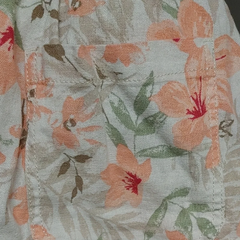 NWT‎ Briggs Ladies’ Linen Blend Short, Pink floral M XXL